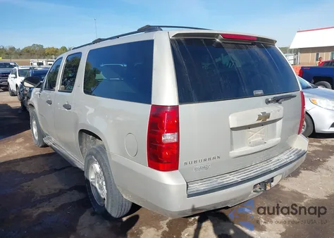 2007 Chevrolet Suburban 1500 Ls from USA, damaged, VIN 3GNFC16J27G294120